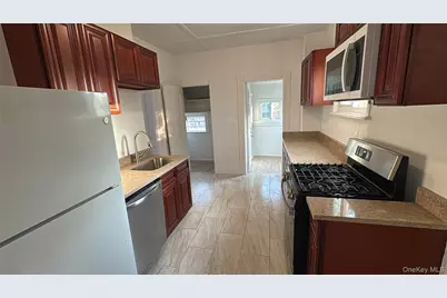 20 Benton Avenue, Middletown, NY 10940 - Photo 4