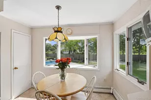 35 Cherrywood Dr, East Northport, NY 11731 - Photo 18