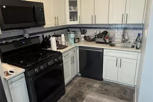 42 W 14th Rd, Broad Channel, NY 11693 - Photo 2