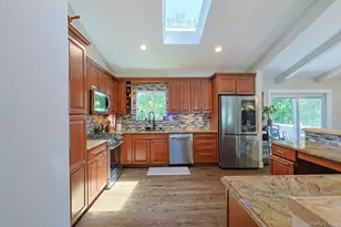 36 Lakewood Rd, Greenwood Lake, NY 10925 - Photo 10