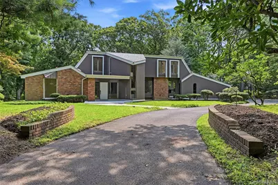 12 Lost Meadow, Port Jefferson, NY 11777 - Photo 2