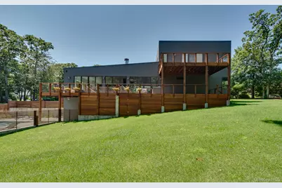 170 Landing Lane, Calverton, NY 11933 - Photo 36