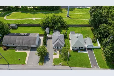508 Michigan Street, Ronkonkoma, NY 11779 - Photo 2