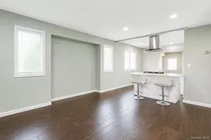 508 Michigan St, Ronkonkoma, NY 11779 - Photo 6