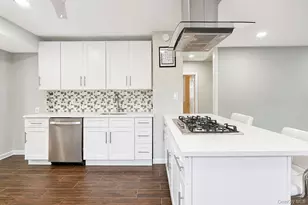 508 Michigan St, Ronkonkoma, NY 11779 - Photo 8