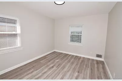 7336 197th Street, Fresh Meadows, NY 11366 - Photo 4