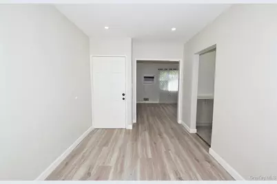 7336 197th Street, Fresh Meadows, NY 11366 - Photo 12