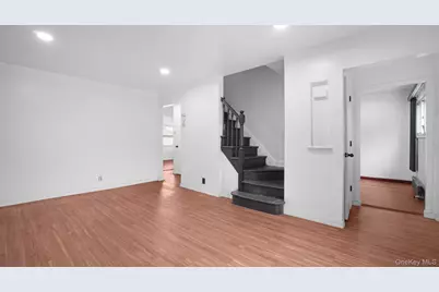 13715 170th Street, Jamaica, NY 11434 - Photo 8