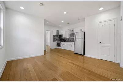 738 E 217th Street, Bronx, NY 10467 - Photo 4
