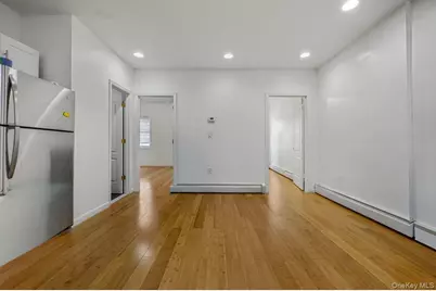 738 E 217th Street, Bronx, NY 10467 - Photo 6