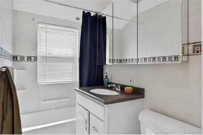 17 Shore Avenue, Bayville, NY 11709 - Photo 18