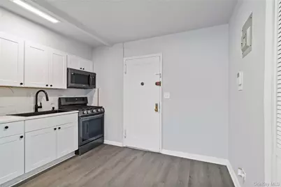 37-56 87th Street #5D, Jackson Heights, NY 11372 - Photo 8