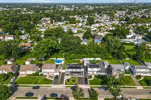 828 Strang Dr, Wantagh, NY 11793 - Photo 44