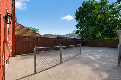 11934 145th Street, Jamaica, NY 11436 - Photo 14