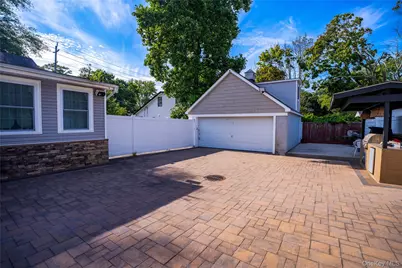 85 Cocoanut Street, Central Islip, NY 11722 - Photo 6