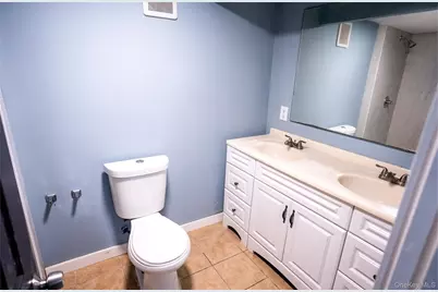 85 Cocoanut Street, Central Islip, NY 11722 - Photo 14