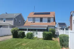 105-15 220th St, Queens Village, NY 11429 - Photo 4