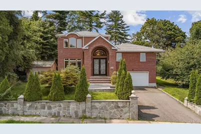300 Ellen Place, Jericho, NY 11753 - Photo 1