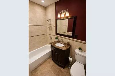 10441 92nd Avenue, Richmond Hill, NY 11418 - Photo 4