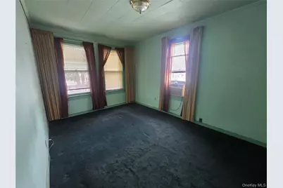 10441 92nd Avenue, Richmond Hill, NY 11418 - Photo 6