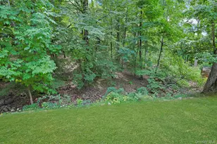 30 N Strawberry Hill Ln N, West Nyack, NY 10994 - Photo 26
