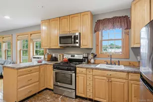 8 S Ohioville Rd, New Paltz, NY 12561 - Photo 10