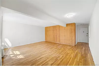 22424 Union Turnpike #4-J, Oakland Gardens, NY 11364 - Photo 2