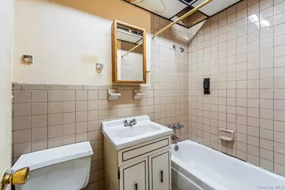 54-18 Nurge Avenue, Maspeth, NY 11378 - Photo 10