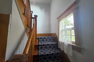81 Waring Pl, Yonkers, NY 10703 - Photo 2