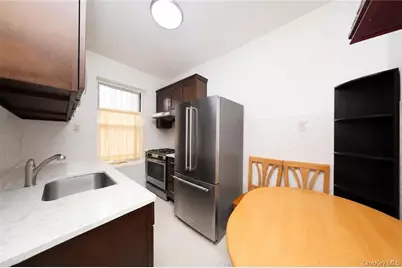 1130 58th Street, Brooklyn, NY 11219 - Photo 6