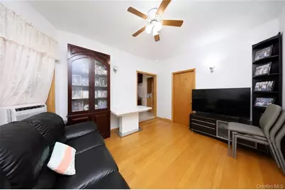 1130 58th Street, Brooklyn, NY 11219 - Photo 8