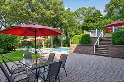 15 Thorman Lane, Huntington, NY 11743 - Photo 38