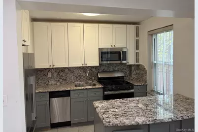 141-39 79th Avenue, Flushing, NY 11367 - Photo 6
