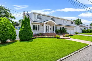 52 Manhattan Ave, West Babylon, NY 11704 - Photo 2
