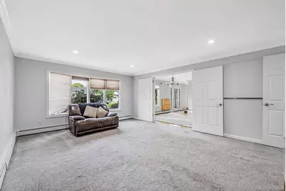 52 Manhattan Avenue, West Babylon, NY 11704 - Photo 24