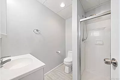 52 Manhattan Avenue, West Babylon, NY 11704 - Photo 30