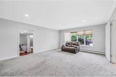 52 Manhattan Avenue, West Babylon, NY 11704 - Photo 22