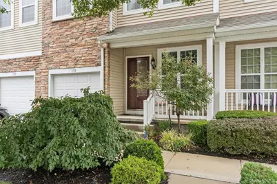 178 Southampton Drive, Massapequa, NY 11758 - Photo 2