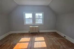 81 Waring Pl, Yonkers, NY 10703 - Photo 6