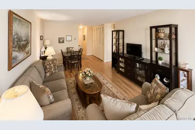 18-15 215th Street #2L, Bayside, NY 11360 - Photo 4