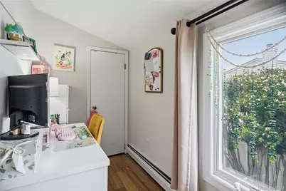 411 8th Street, Bohemia, NY 11716 - Photo 26
