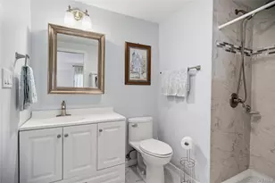 411 8th St, Bohemia, NY 11716 - Photo 22