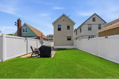 21825 104th Avenue, Queens Village, NY 11429 - Photo 16