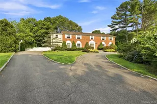34 Lisa Ct, Syosset, NY 11791 - Photo 8