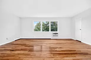 8 Bon Aire Cir, Suffern, NY 10901 - Photo 4