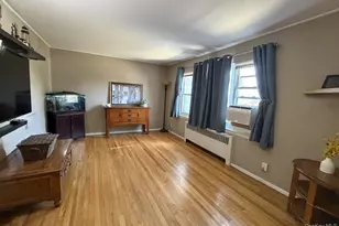 62 Bernard St, Massapequa, NY 11758 - Photo 4