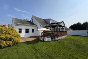 62 Bernard St, Massapequa, NY 11758 - Photo 14