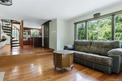 27 Rumsey Road, Greenwood Lake, NY 10925 - Photo 12
