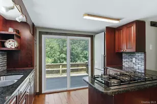 27 Rumsey Rd, Greenwood Lake, NY 10925 - Photo 4