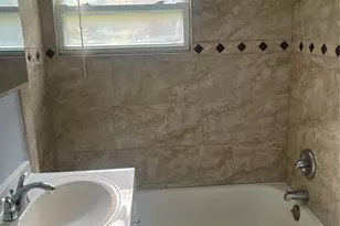 140 Nassau Ave, Islip, NY 11751 - Photo 4